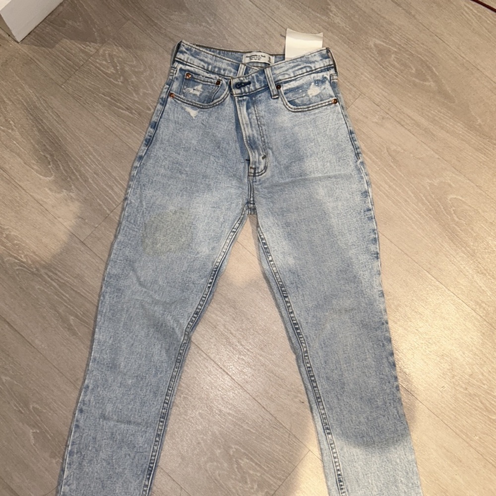 Abercrombie ultra high rise ankle straight jeans - Picture 6 of 6